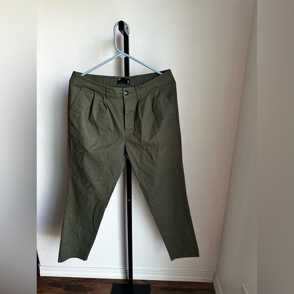 ASOS green pants 32*32 - Picture 1 of 4